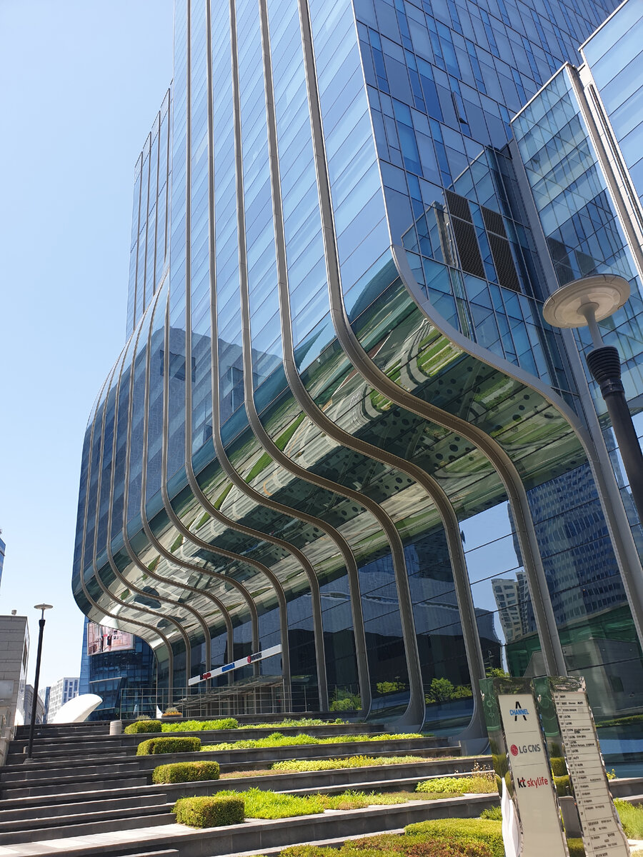 Необычная архитектура мегаполисов