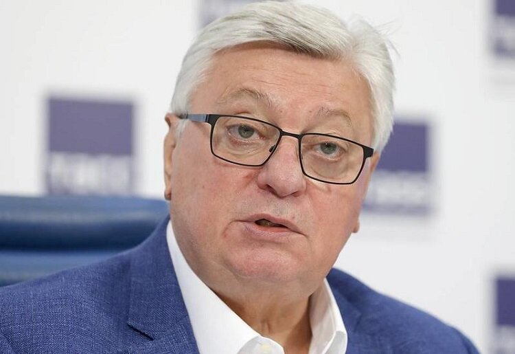 Азербайджанский лоббист, и по совместительству ректор МГИМО Анатолий Торкунов