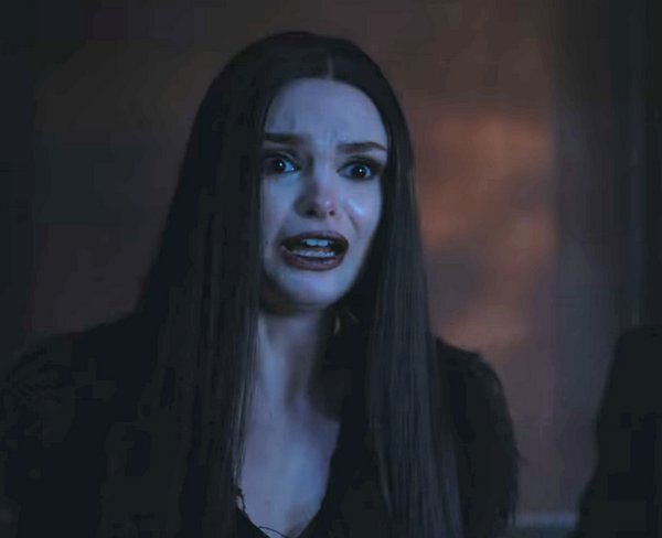 Женщины-вамп: роковые образы из кино и сериалов, идеальные для Хэллоуина 7Дней.r