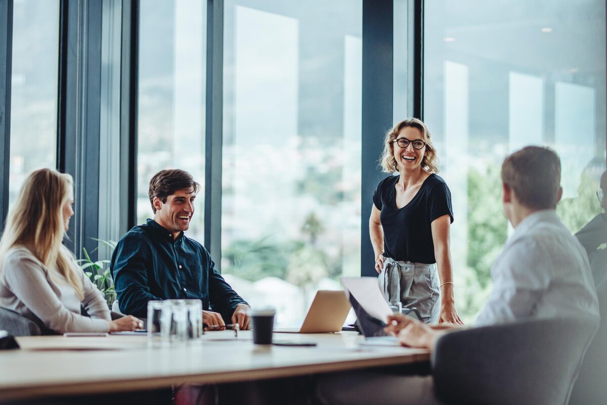 Как расставить мебель в кабинете директора