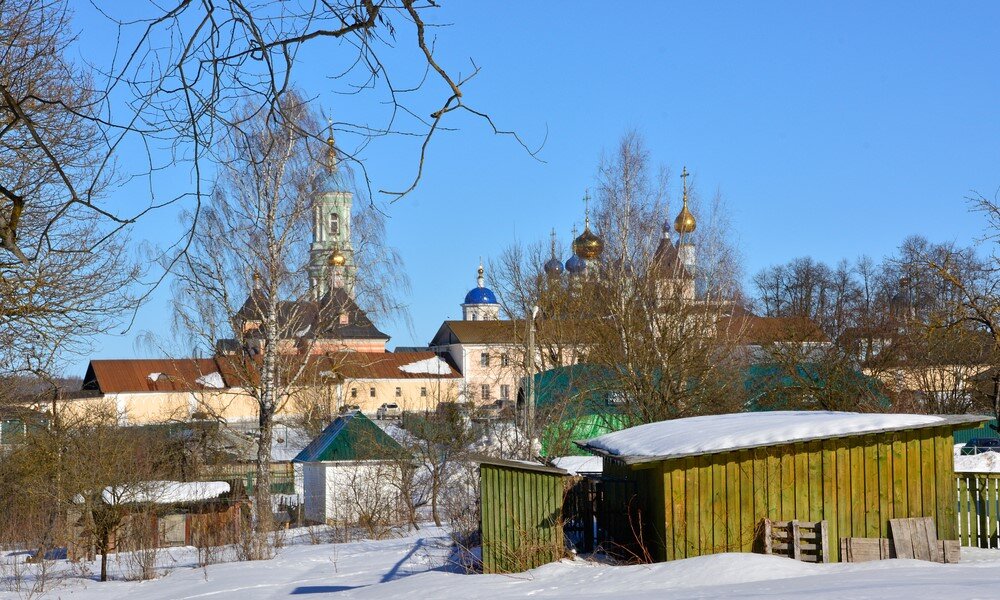 7 красивых монастырей России