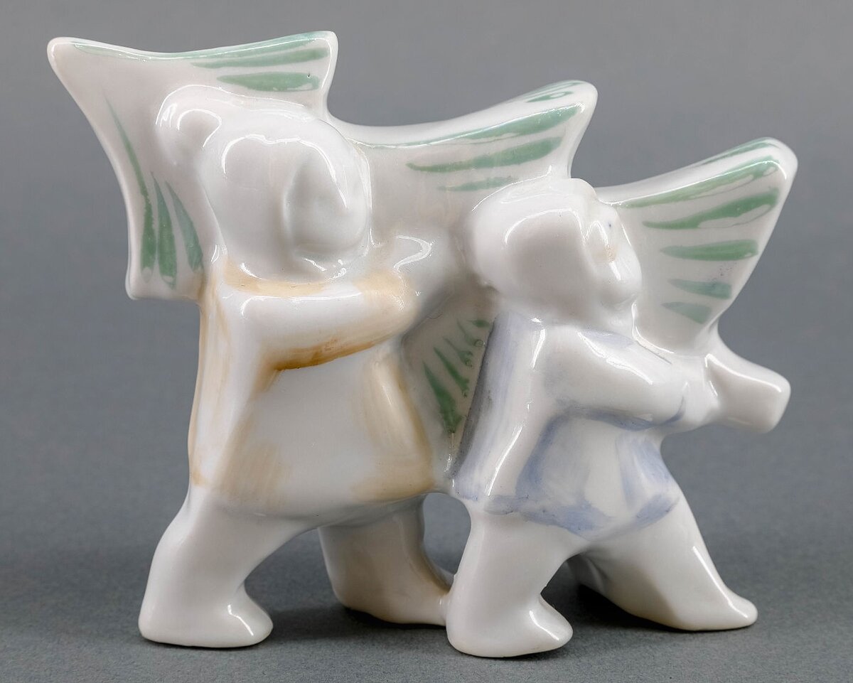 ���������� "����� ���" - ��������� ��������� �.�. ��������, ������ 1980� ��. https://ru.bidspirit.com/