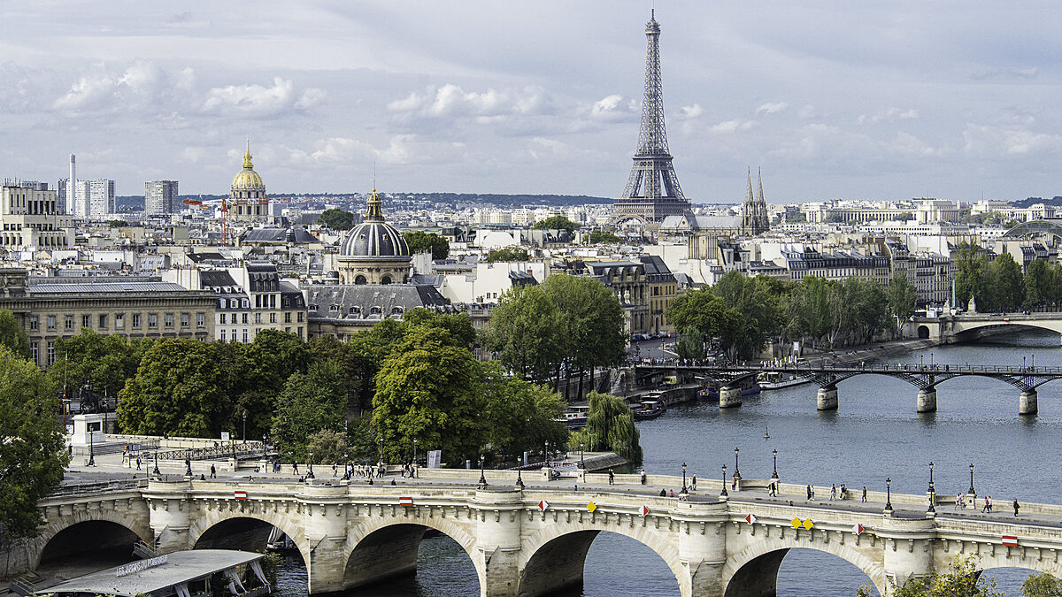 www.paris.fr📷
