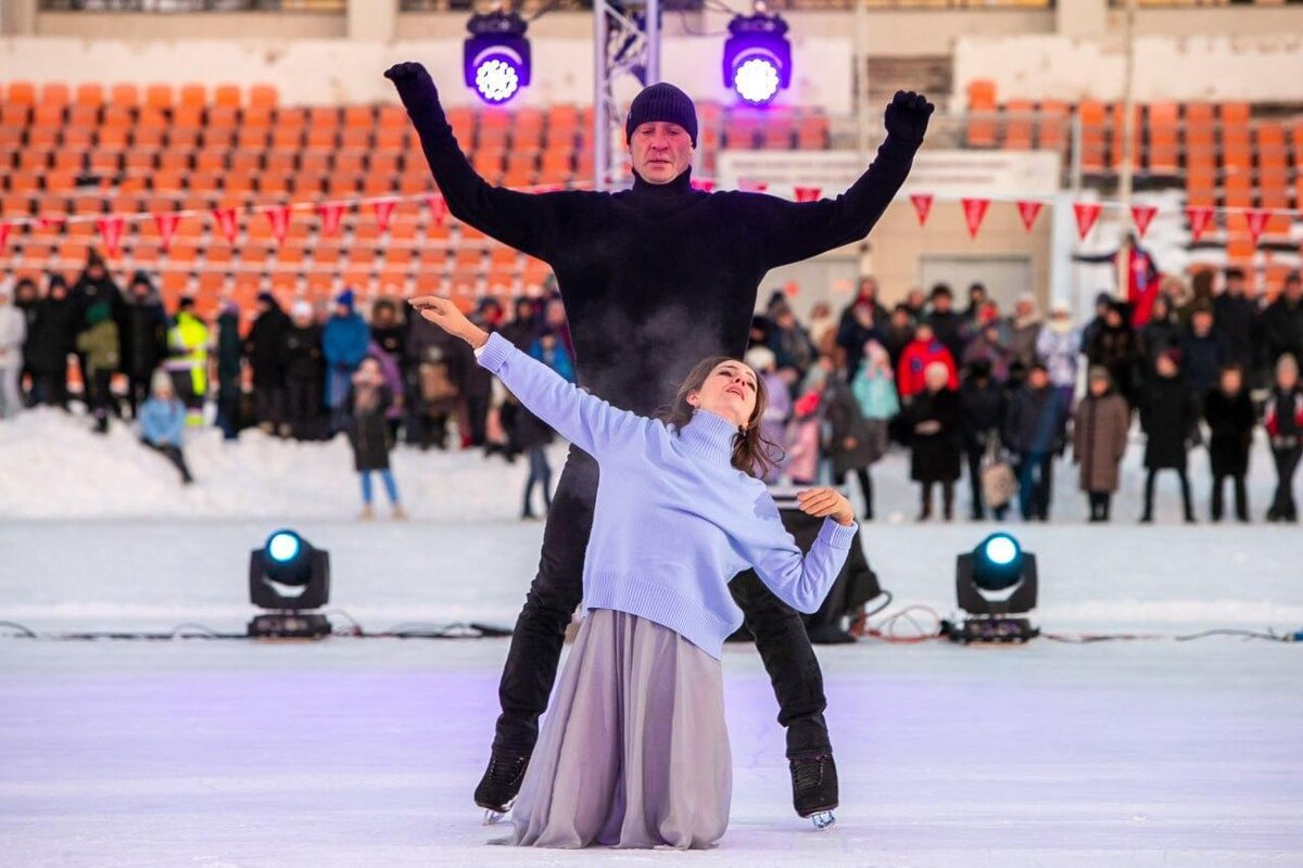    Олимпийского чемпиона Романа Костомарова переводят в Коммунарку