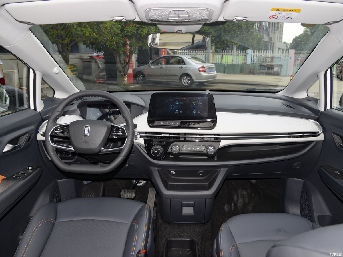 Качество материалов не очень высокое, но заявлен высокий ресурс