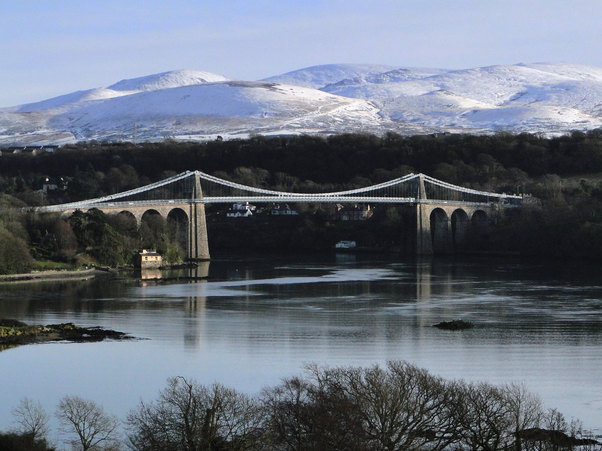 2. Menai Bridge, Wales (1826)