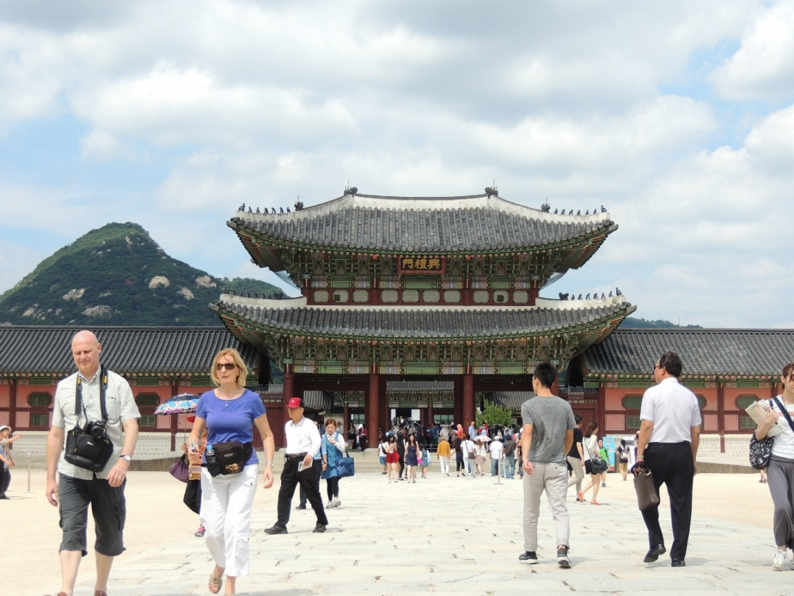 туристы в Южной Корее