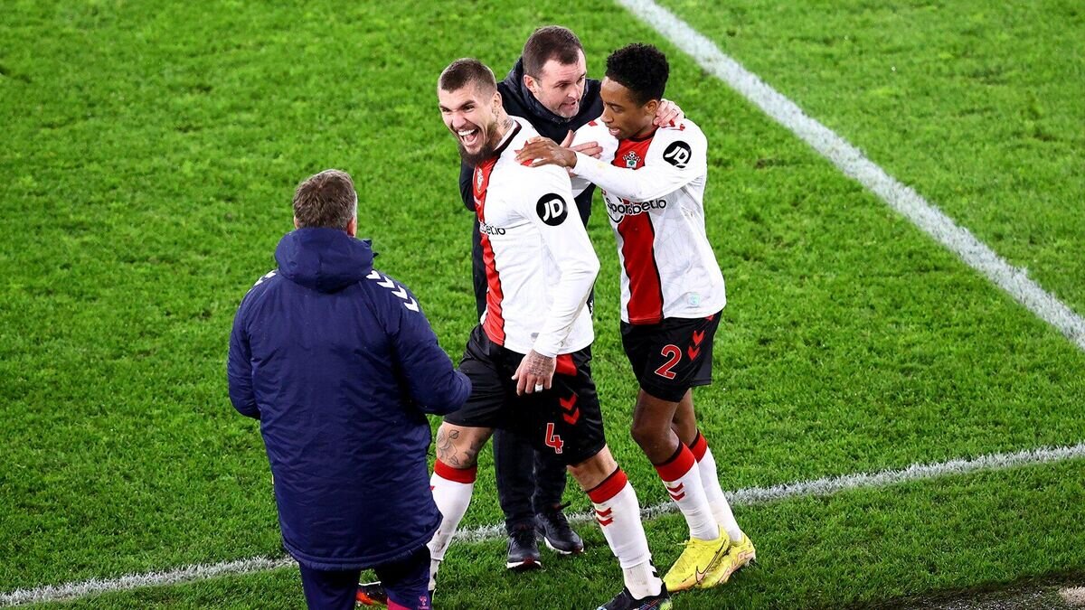    Футболисты "Саутгемптона"© Фото : Twitter "Саутгемптона"