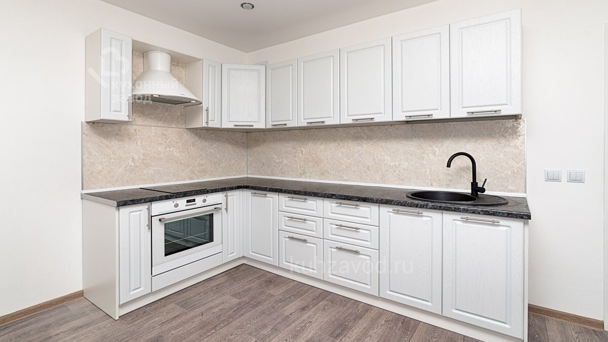 Кухня «Бари» – универсальная классика для любого пространства