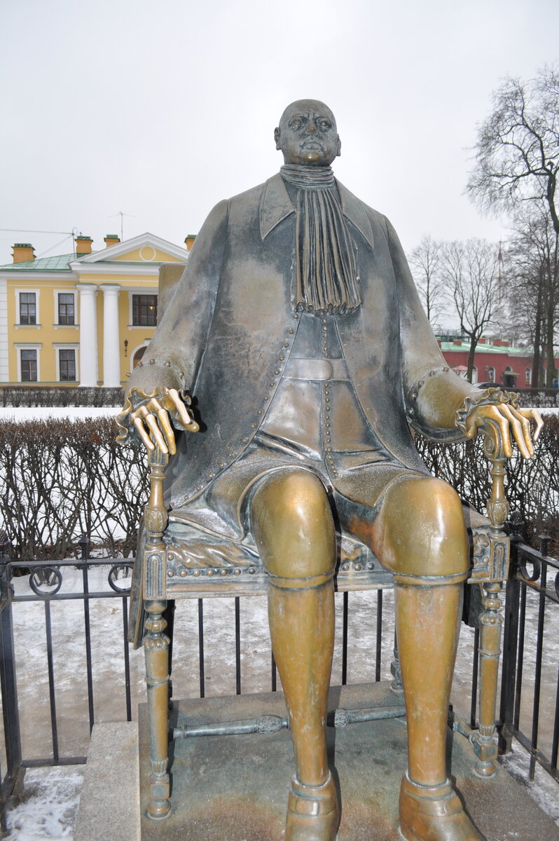 Памятник петру первому в петрозаводске фото