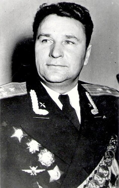 Бобров Владимир Иванович.