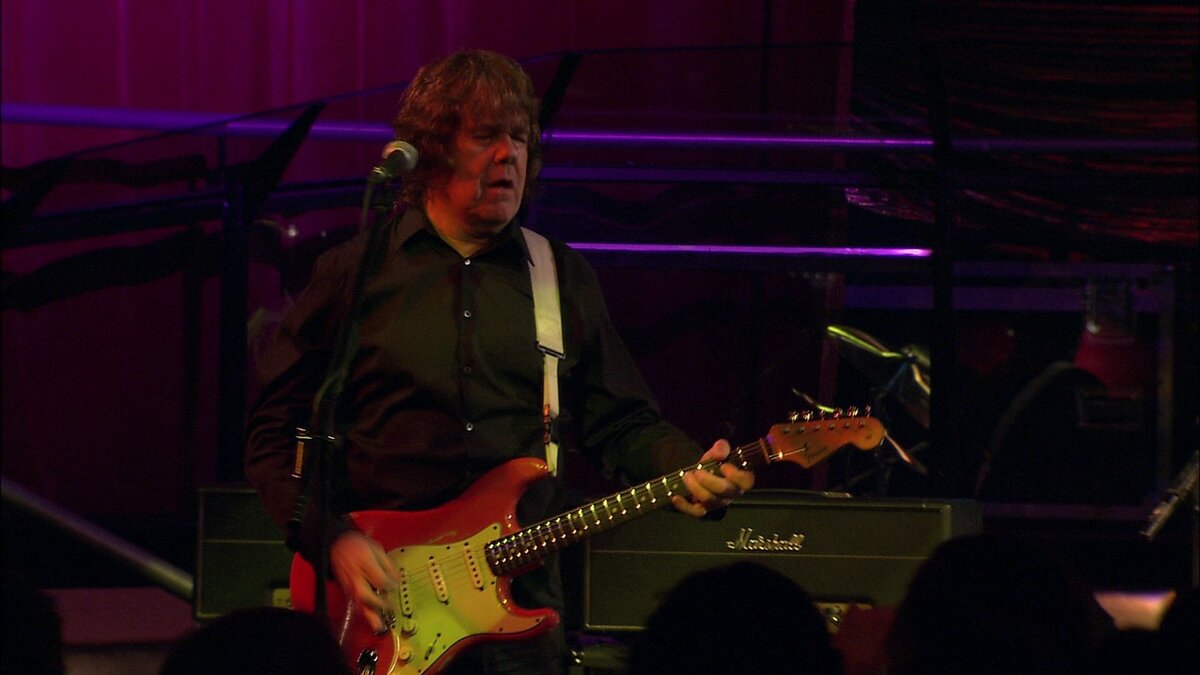 Гари мур блюз слушать. Гари мур. Гари мур. Katy moore. Gary moore power of the blues 2004.