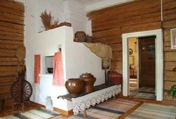 Привнесение в современный интерьер самобытных старинных элементов давно стало неотъемлемой частью многих дизайнерских концепций. Так и русская печь сегодня переживает второе рождение. Некогда жизненно необходимый источник тепла сегодня несёт не столько функциональную нагрузку, сколько служит неким формообразующим фактором для кухни и всего помещения в целом.