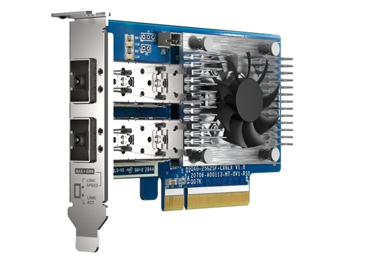 Здесь и ниже изображения QNAP Systems