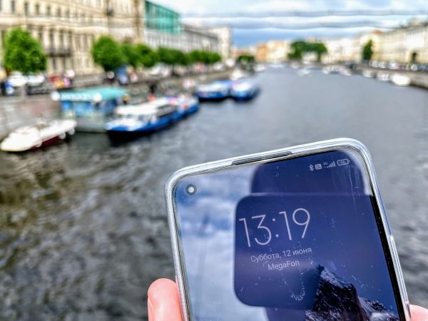 На Невском проспекте заработало 5G. Попробовал в деле0