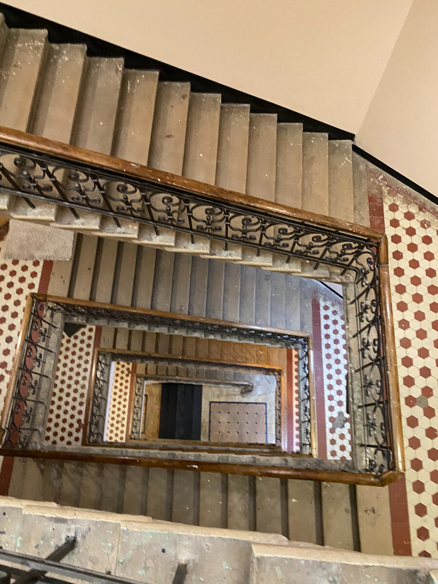 Подъезд дома Гурченко