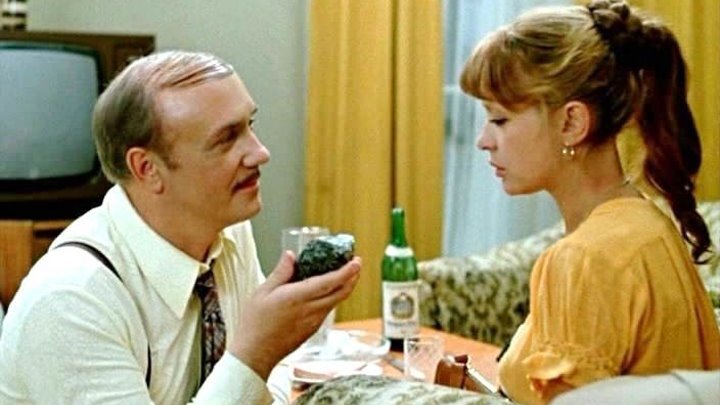 Сцена из фильма "Дамы приглашают кавалеров", 1980