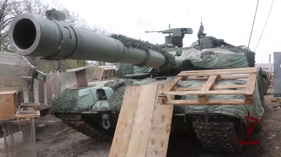 Прям чувствуется запах заводской краски. Красивое