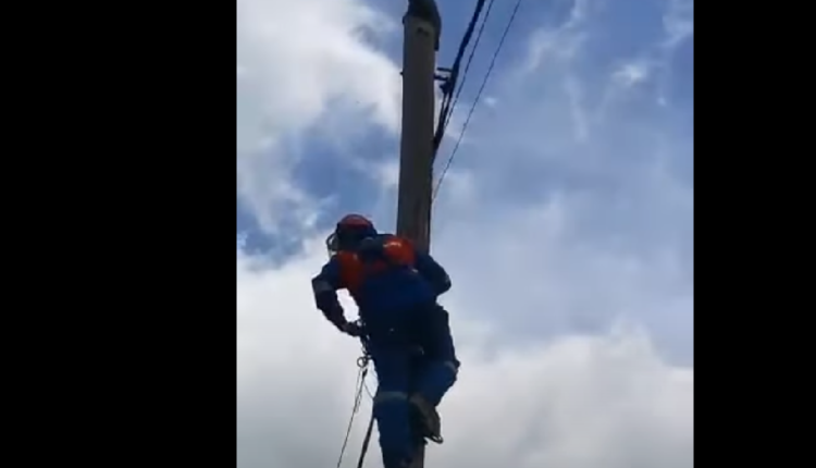 Скриншот с видео "Иркутской электросетевой компании"