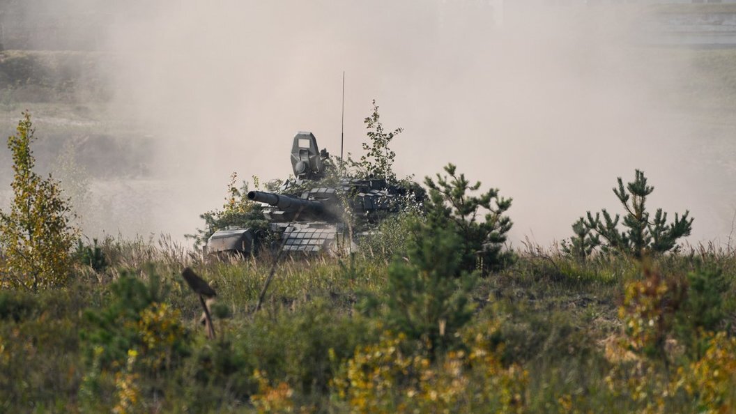Военное дело  в это лето.   фото: картинки  яндекса.
