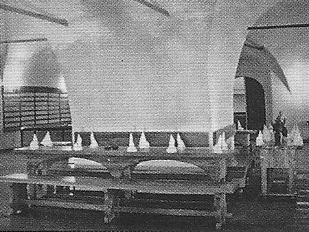 Интерьер ресторана «Трапезная» 1969 год http://lubovbezusl.ru/_pu/10/18536900.jpg