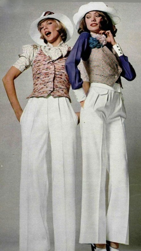 70-к годы. Посмотрите на брюки. Разве не актуально сейчас? 