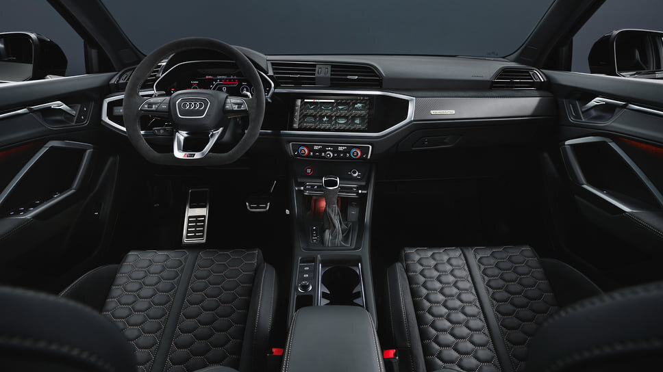 Фото: Audi📷Audi RS Q3 Sportback edition 10 years