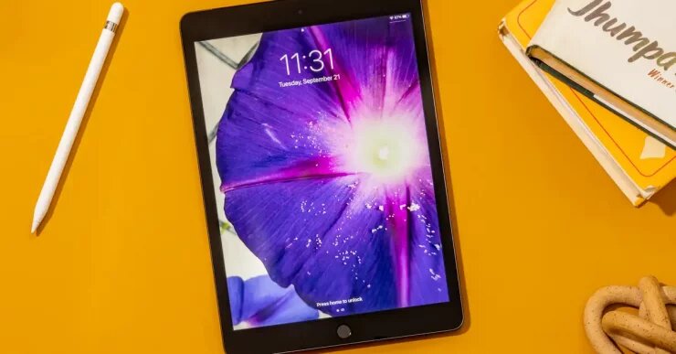    Не обязательно покупать iPad Pro. Купите обычный iPad и тоже не разочаруетесь.