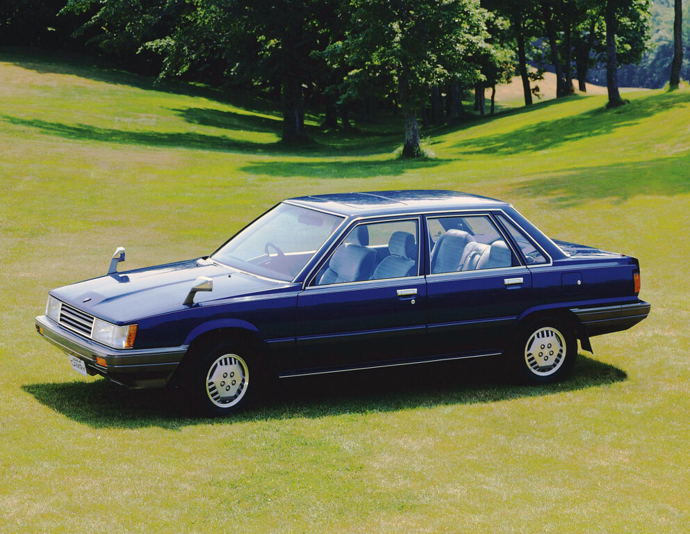 Дорестайлинговая Camry