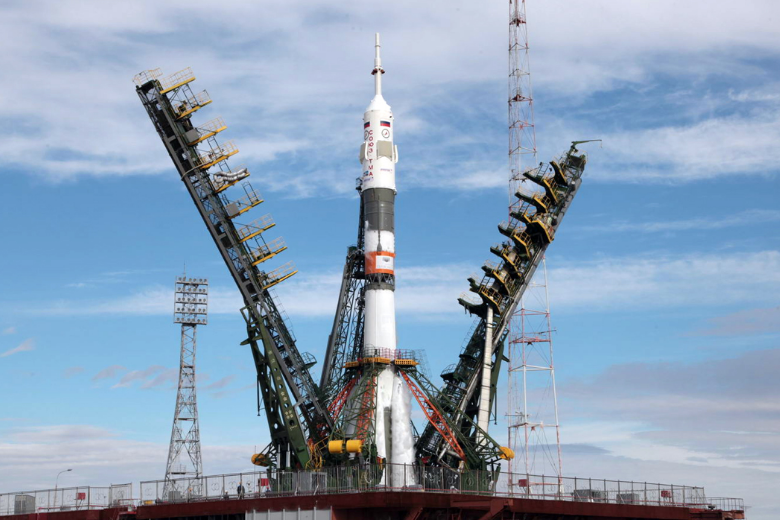 Ракета "Союз 2.0" перед стартом на Байконуре