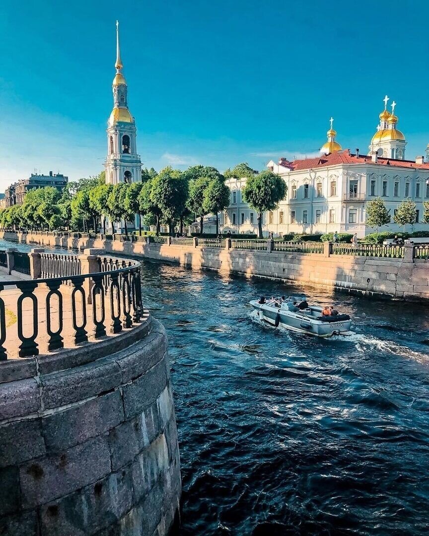 Санкт-Петербург 