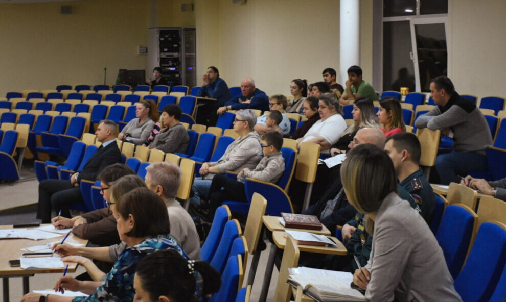    Глава Губкинского Андрей Гаранин пообещал погорельцам необходимую материальную помощь