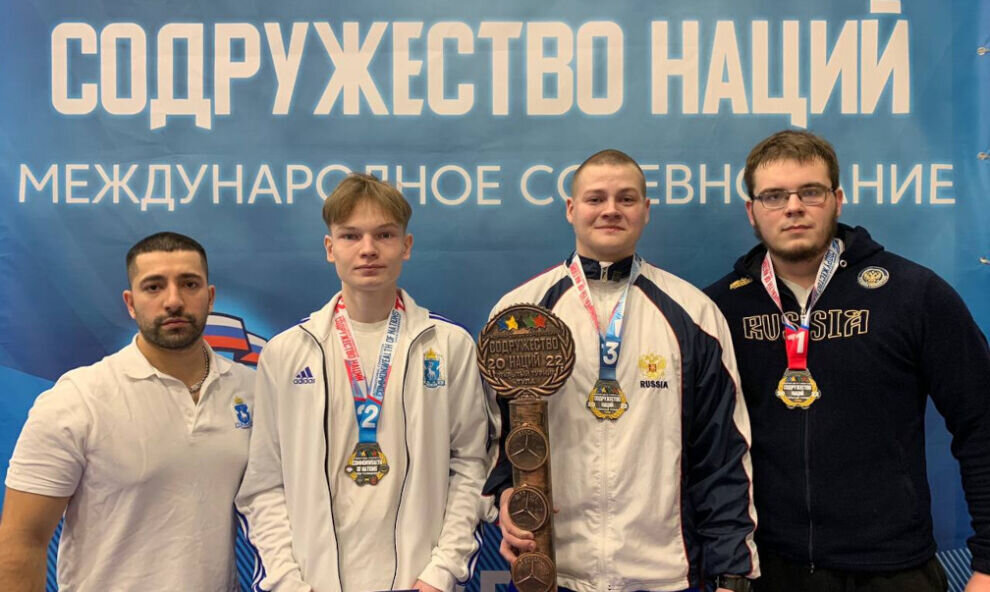    Ямальские пауэрлифтеры успешно выступают на международном турнире «Содружество наций»