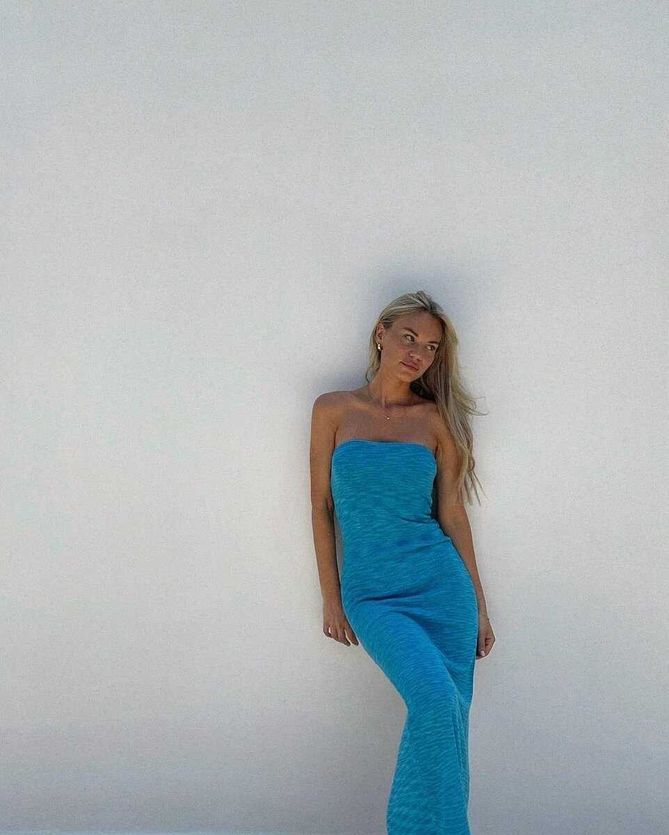    Тонкое меланжевое платье@mariellelinahl