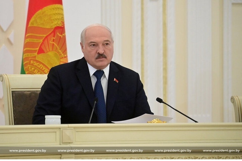     Лукашенко считает, что беглые оппозиционеры забыли, что их родственники проживают в Беларуси. Фото: president.gov.by