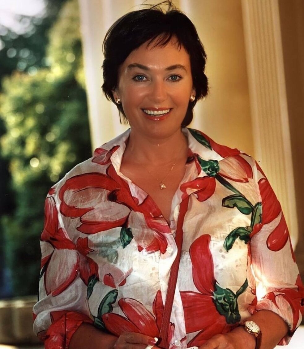 Старое фото Гузеевой