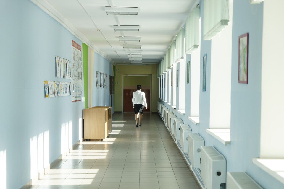     В школе под Новосибирском учителя уволили дважды. Алексей БУЛАТОВ