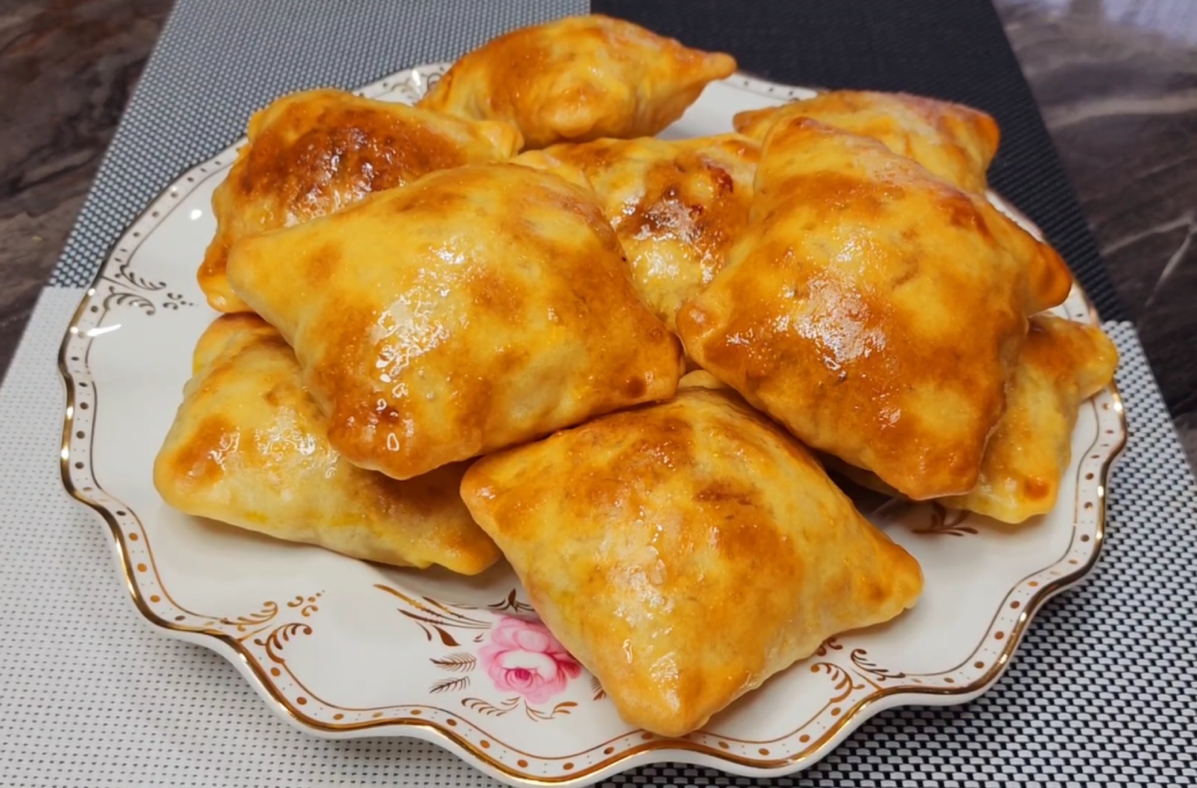 Пазанда замира