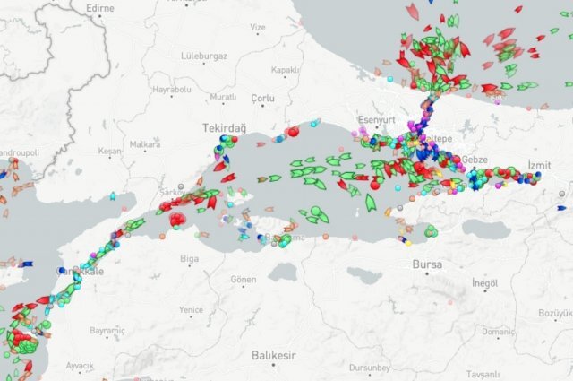    Пробка из нефтяных танкеров у берегов Турции. Карта