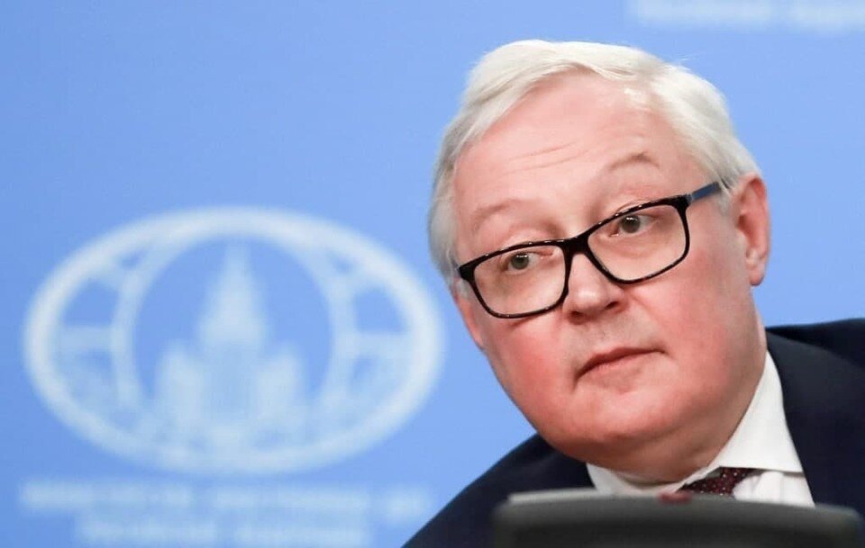     Замглавы МИД РФ Рябков заявил, что США хорошо зарабатывают на ситуации вокруг Украины  GLOBAL LOOK PRESS