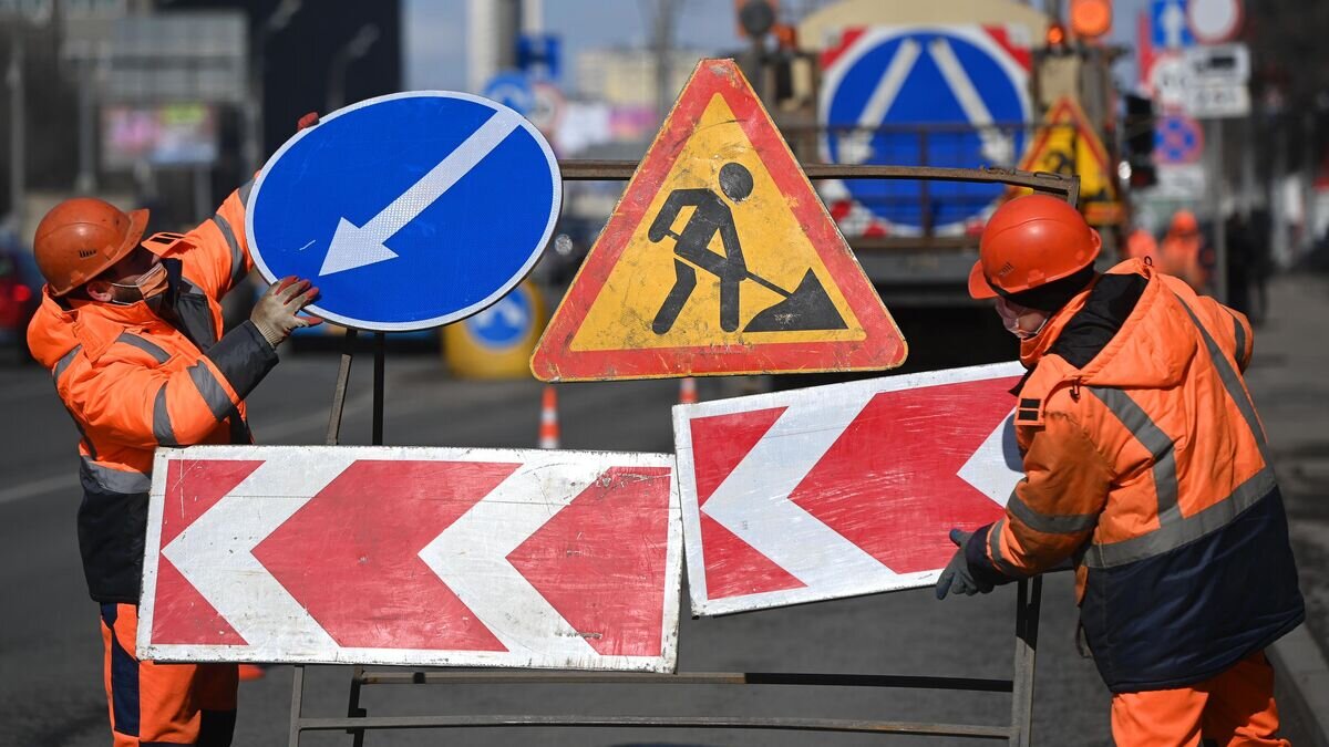    Ремонт асфальтобетонного покрытия на Ленинградском шоссе© РИА Новости / Григорий Сысоев