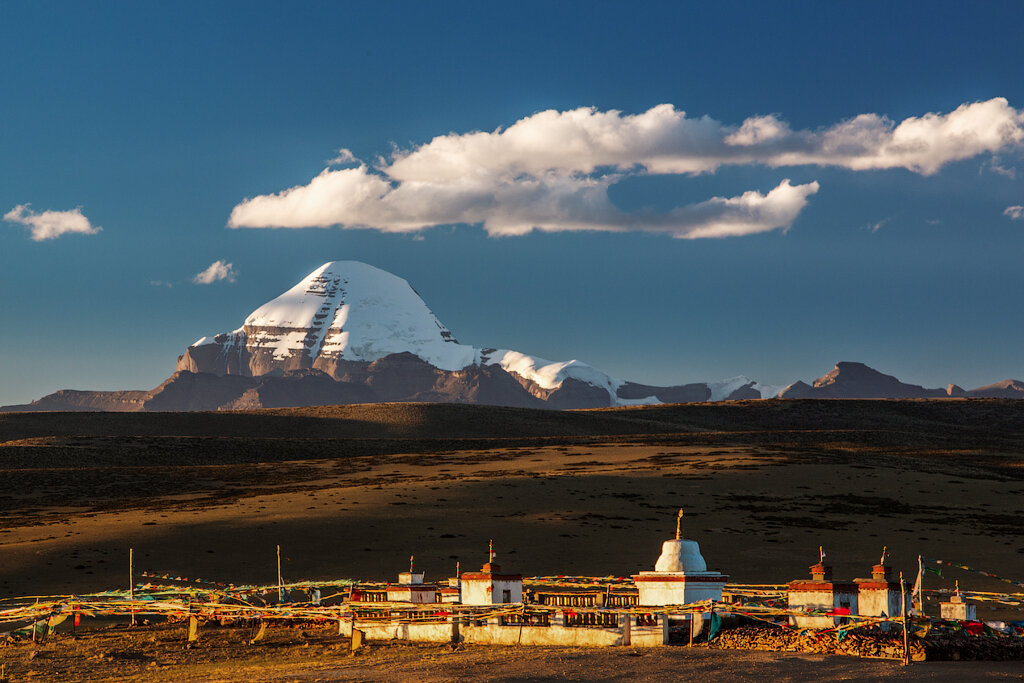 Гора кайлас на тибете фото