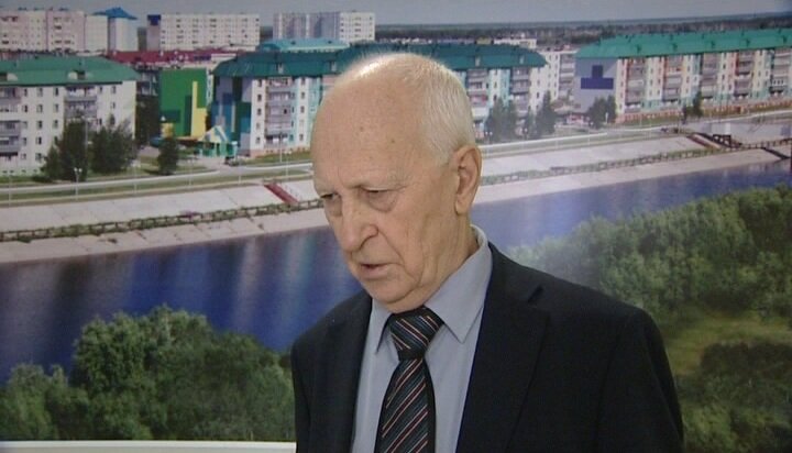 Владимир Жабо, директор стройки Нижневартовской ГРЭС 1983-1987 г.г: «Уникальность Нижневартовской ГРЭС в том, что она построена на намывном грунте. Чтобы построить, нужно было намыть 6 метров примерно, а где жилпоселок 8 метров, это чтобы не меньше, чем раз в 1000 лет могло затопить эту территорию».﻿