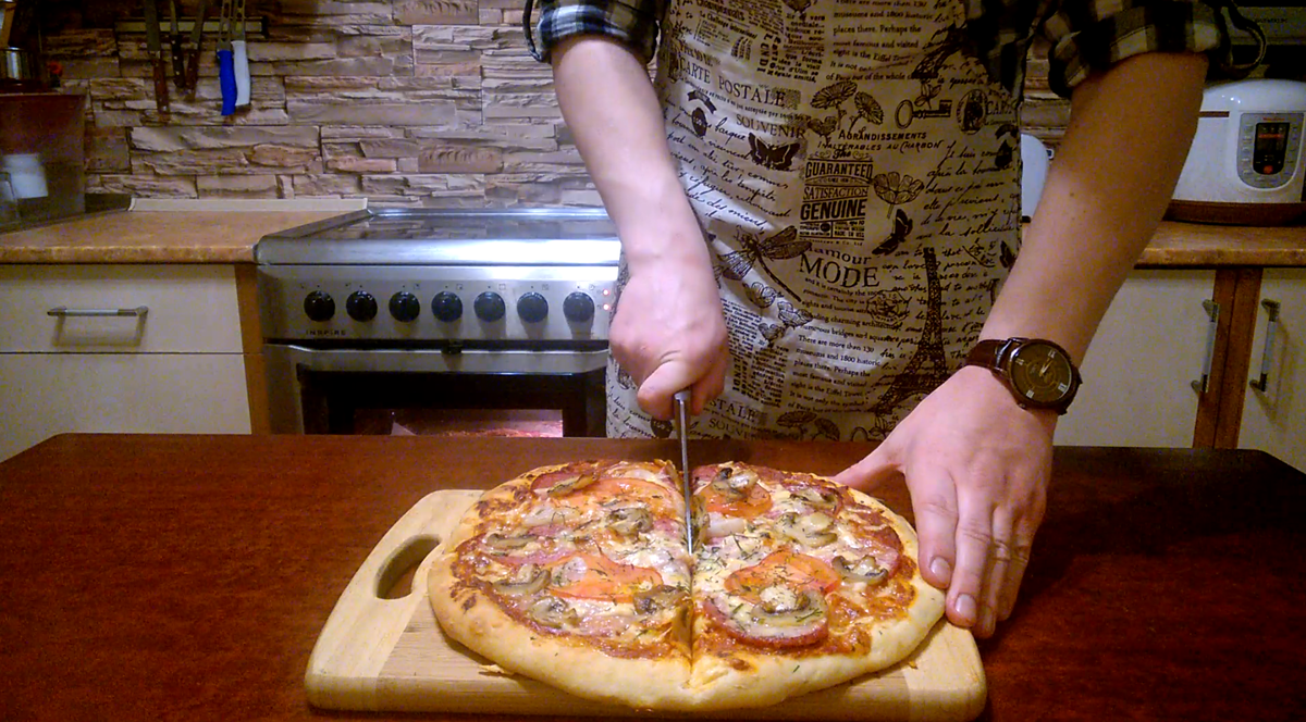 Как приготовить пиццу в домашних условиях