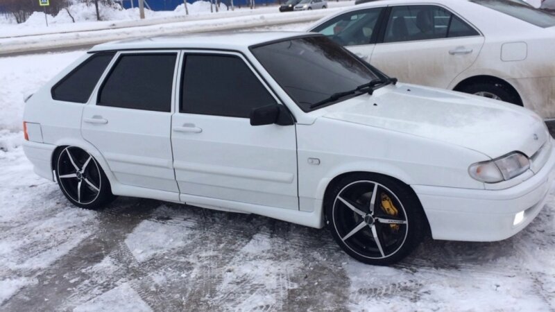 Lada 2114 белая