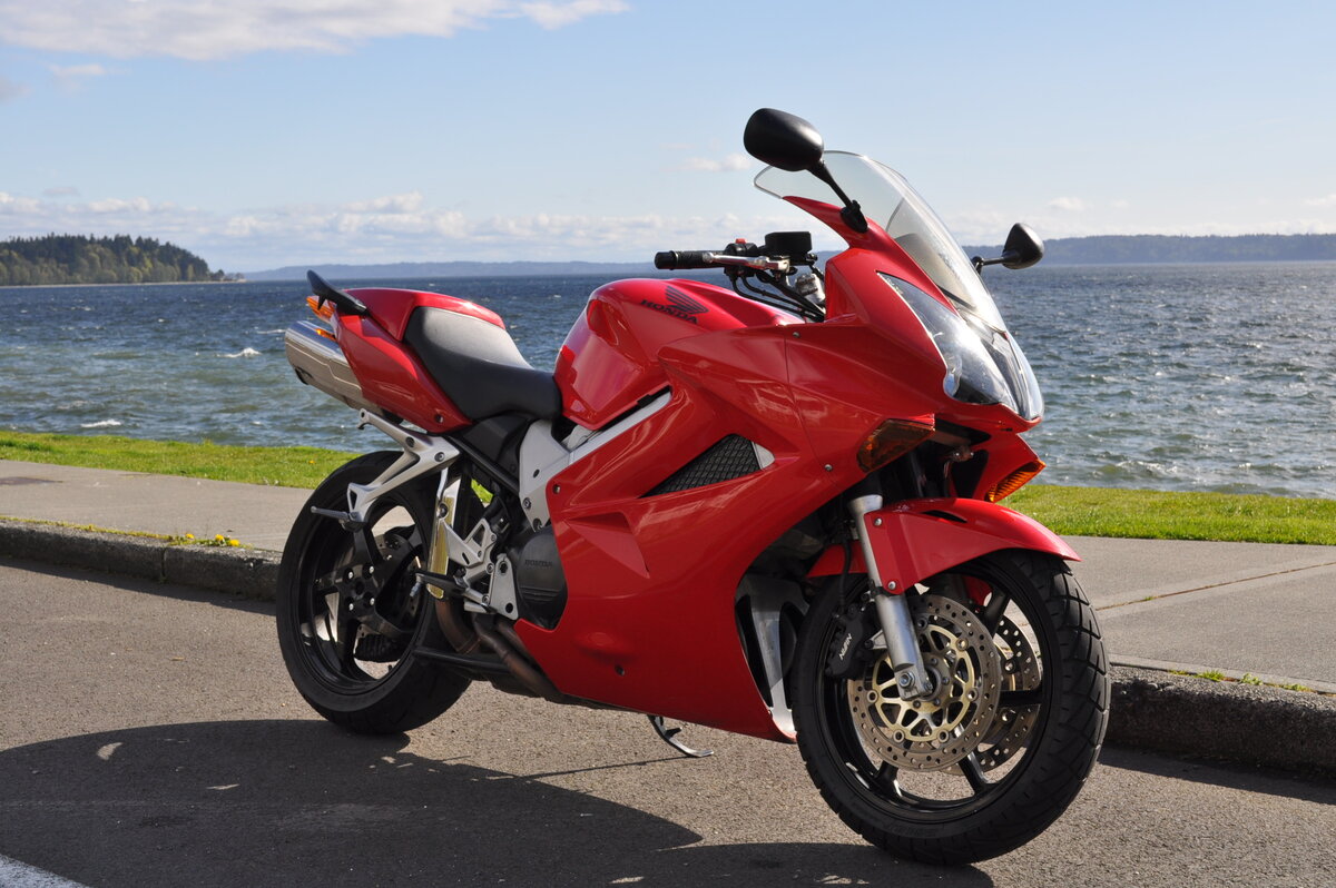 Honda VFR 2005