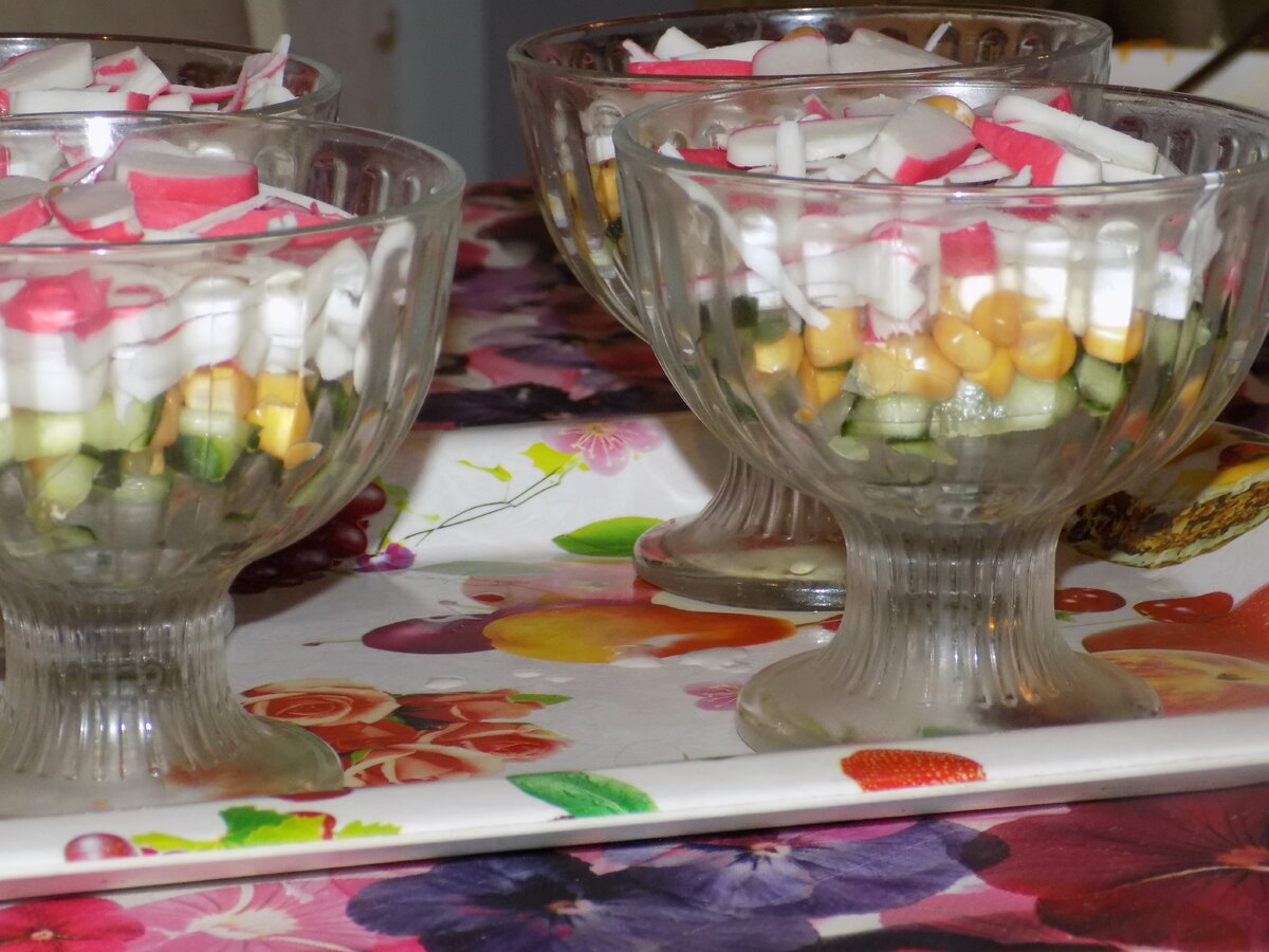 рецепты салатов, салат коктейль, салат, с крабовыми палочками