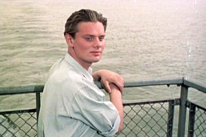 Фото с https://24smi.org/public/media/2017/10/6/_4_eBxQ0BI.jpg
