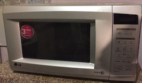 
Бывает же такое? В самый трудный момент ломается микроволновка.Первые мысли: