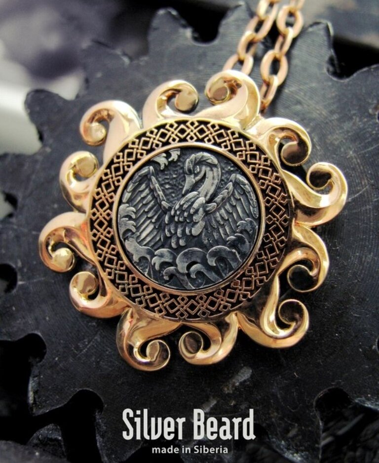 Подвеска из золота и серебра "Лебедушка"